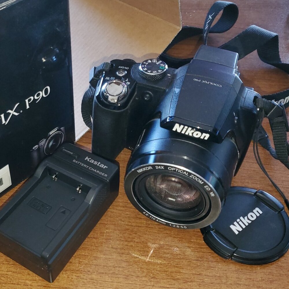 Nikon Coolpix P90